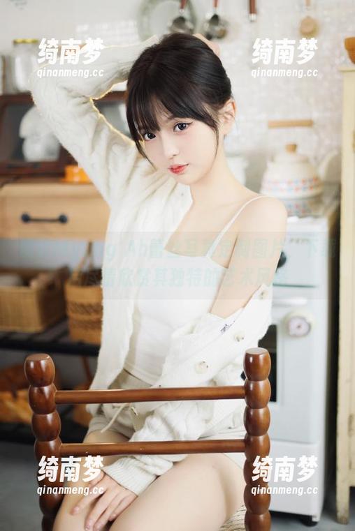 Myung Ah 解锁Myung Ah蕾丝写真定制图片,下载后尽情欣赏其独特的艺术风格